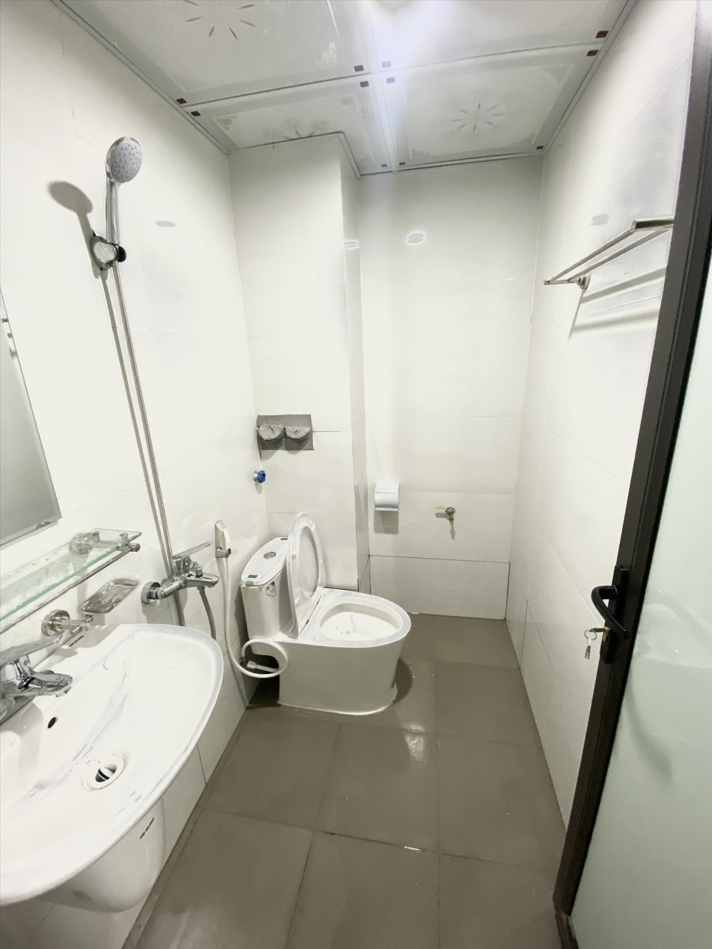 Phòng trọ Studio 38m2 tại THT Land 1 Kim Giang - Hoàng Mai - Phòng tắm