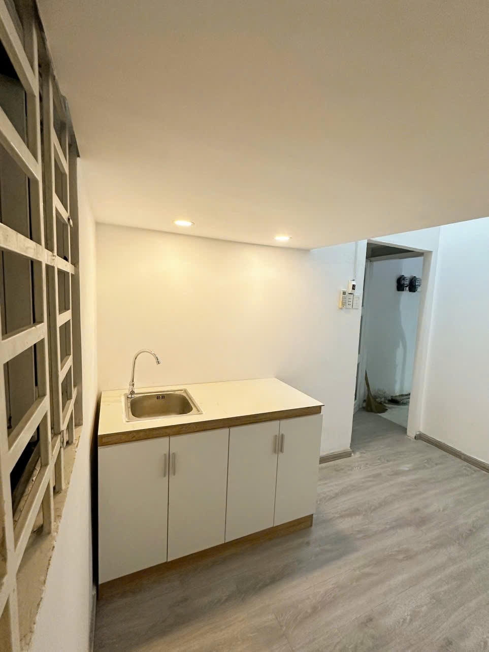 Phòng trọ Duplex 25m2 tại Jinjoo Home Lạc Long Quân - Tân Bình - Phòng bếp