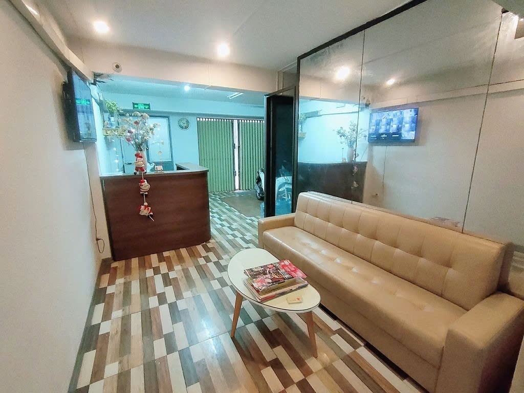 Phòng trọ 1 Phòng ngủ 60m2 tại PTC House Trần Quốc Vượng - Cầu Giấy  - Phòng khách