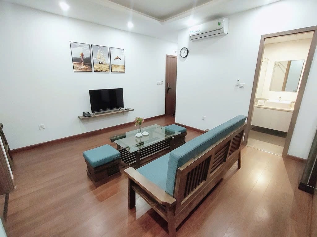 Phòng trọ 1 Phòng ngủ 45m2 tại PTC House Trần Thái Tông - Cầu Giấy  - Phòng khách