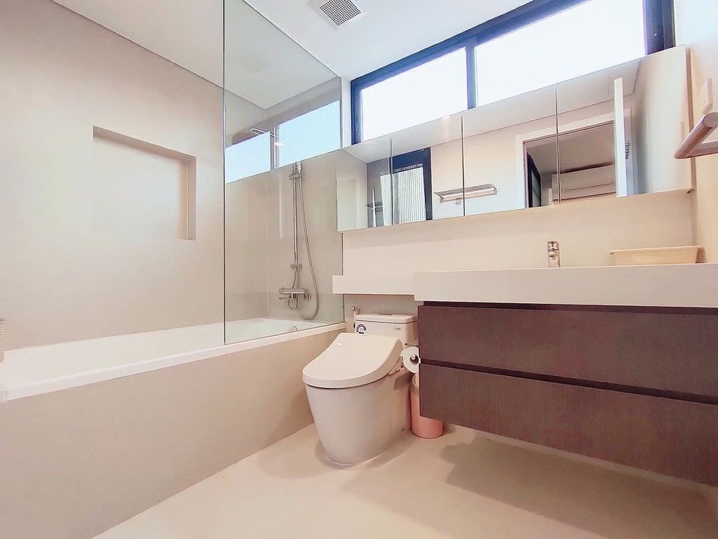 Phòng trọ Studio 40m2 tại PTC House Đội Cấn - Ba Đình  - Phòng tắm