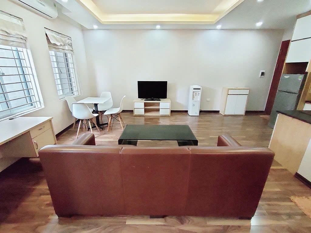 Phòng trọ Studio 40m2 tại PTC House 2 Đội Cấn - Ba Đình  - Phòng khách