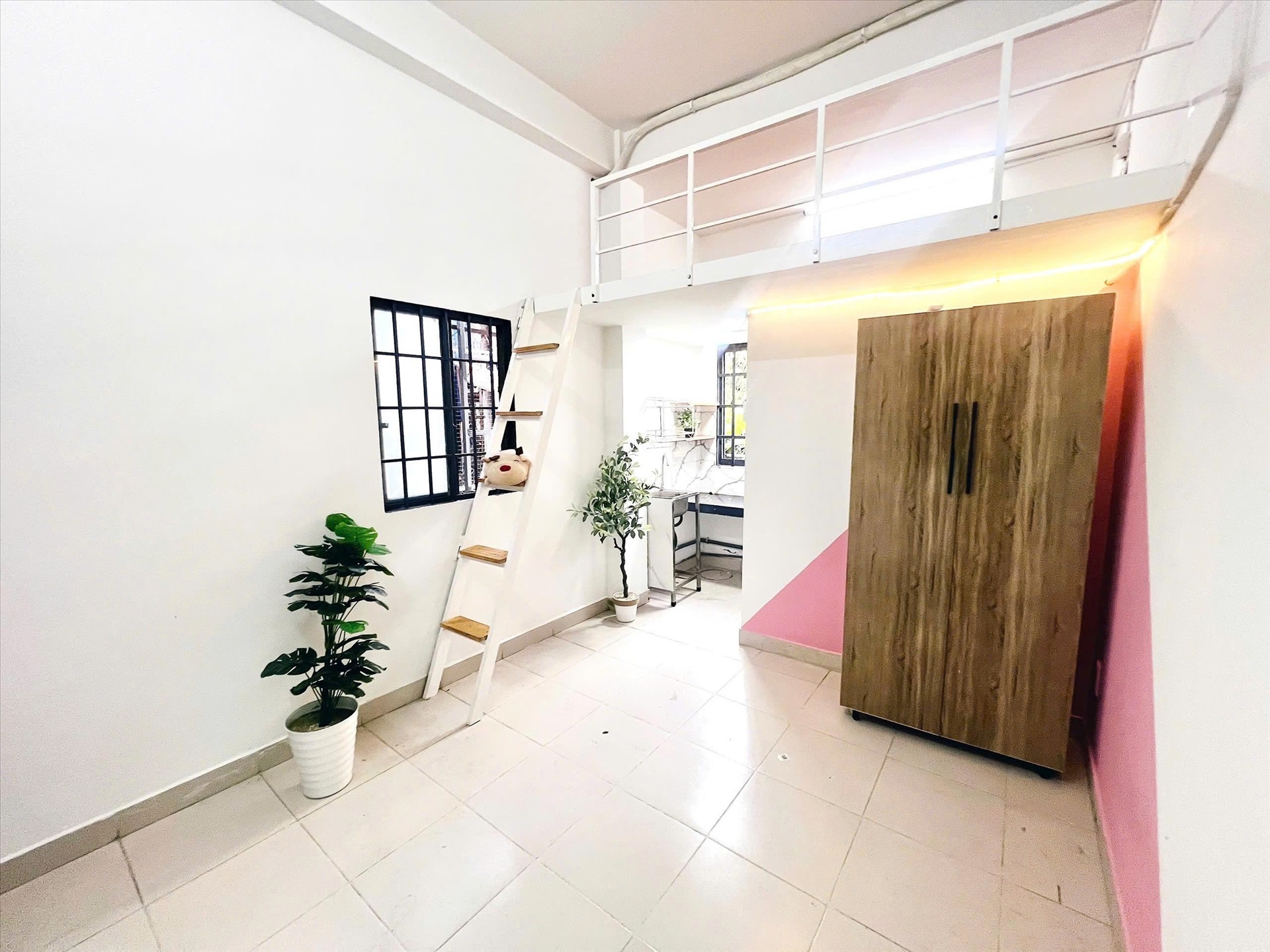 Phòng trọ Duplex 25m2 tại Sweet Home Trần Văn Giàu - Bình Tân - Phòng khách