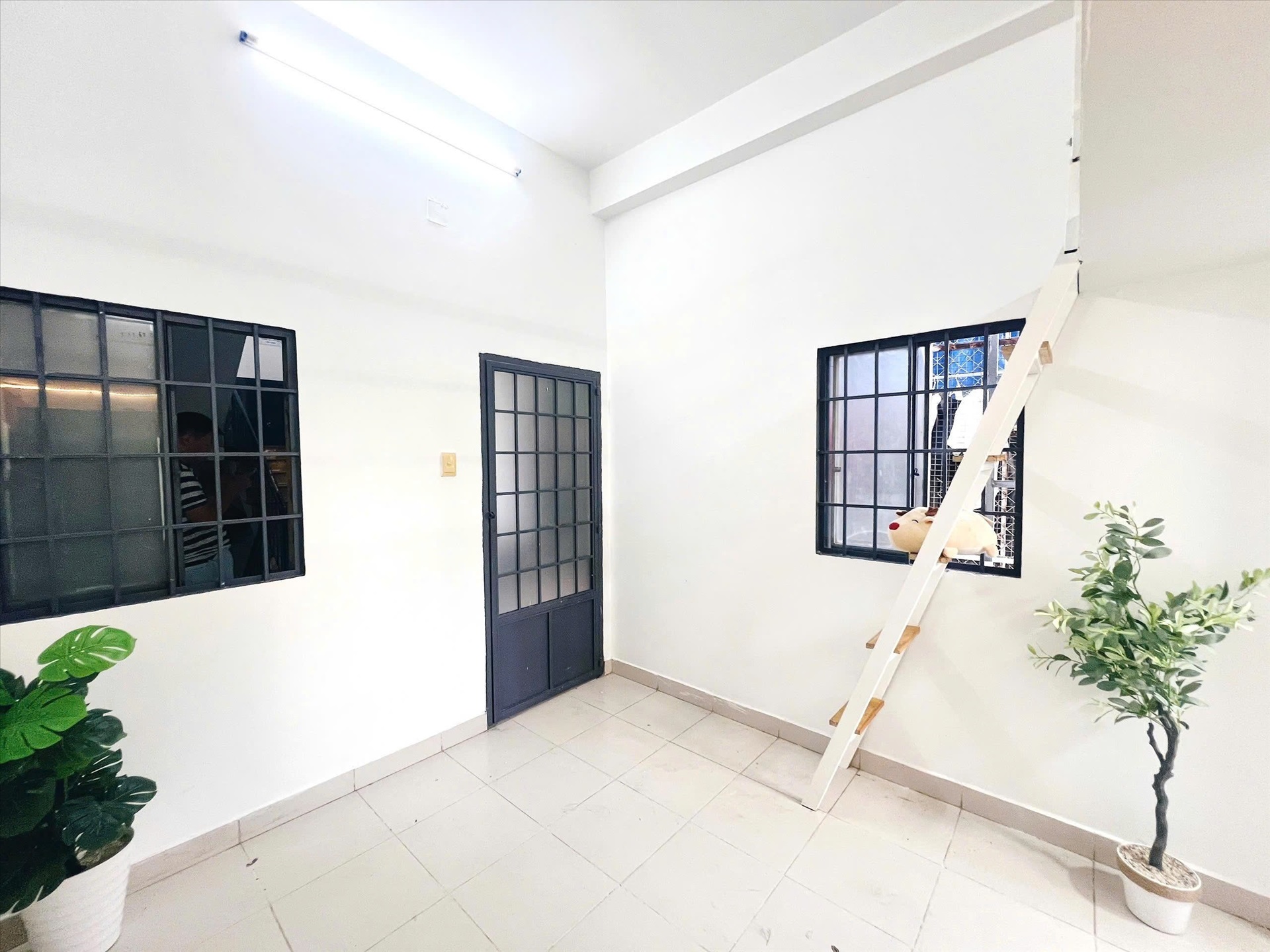 Phòng trọ Duplex 25m2 tại Sweet Home Trần Văn Giàu - Bình Tân - Phòng khách