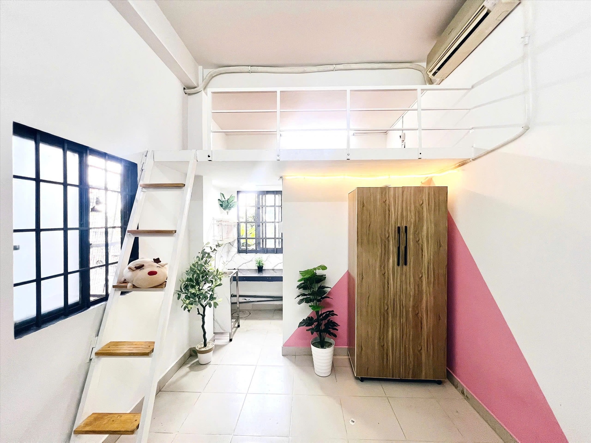 Phòng trọ Duplex 25m2 tại Sweet Home Trần Văn Giàu - Bình Tân - Phòng khách