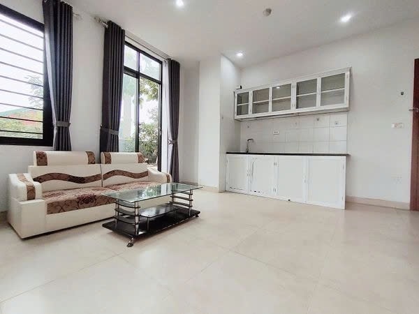 Phòng trọ 1 Phòng ngủ 35m2 tại PTC House Trần Cung - Bắc Từ Liêm  - Phòng khách