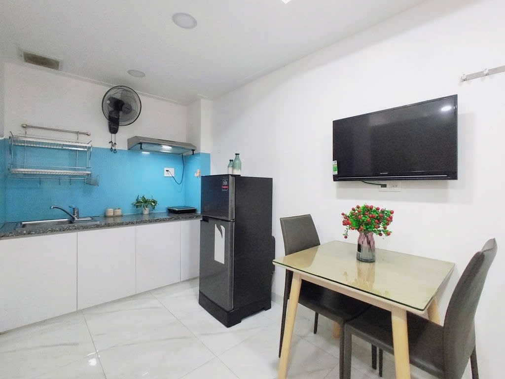 Phòng trọ PTC House Cánh Mạng Tháng Tám - Quận 10 - Phòng (*)