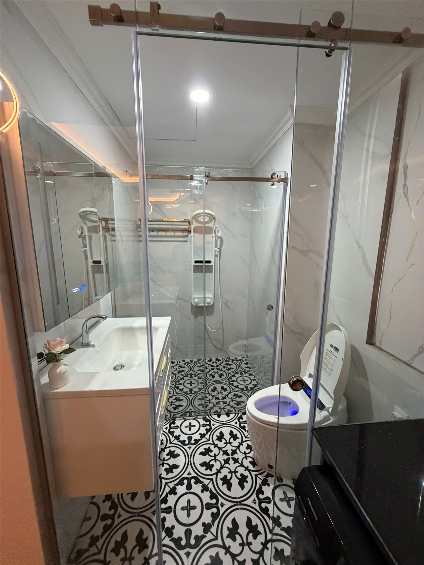 Phòng trọ Studio 25m2 tại Jinjoo Home Trương Đăng Quế - Gò Vấp - Phòng tắm