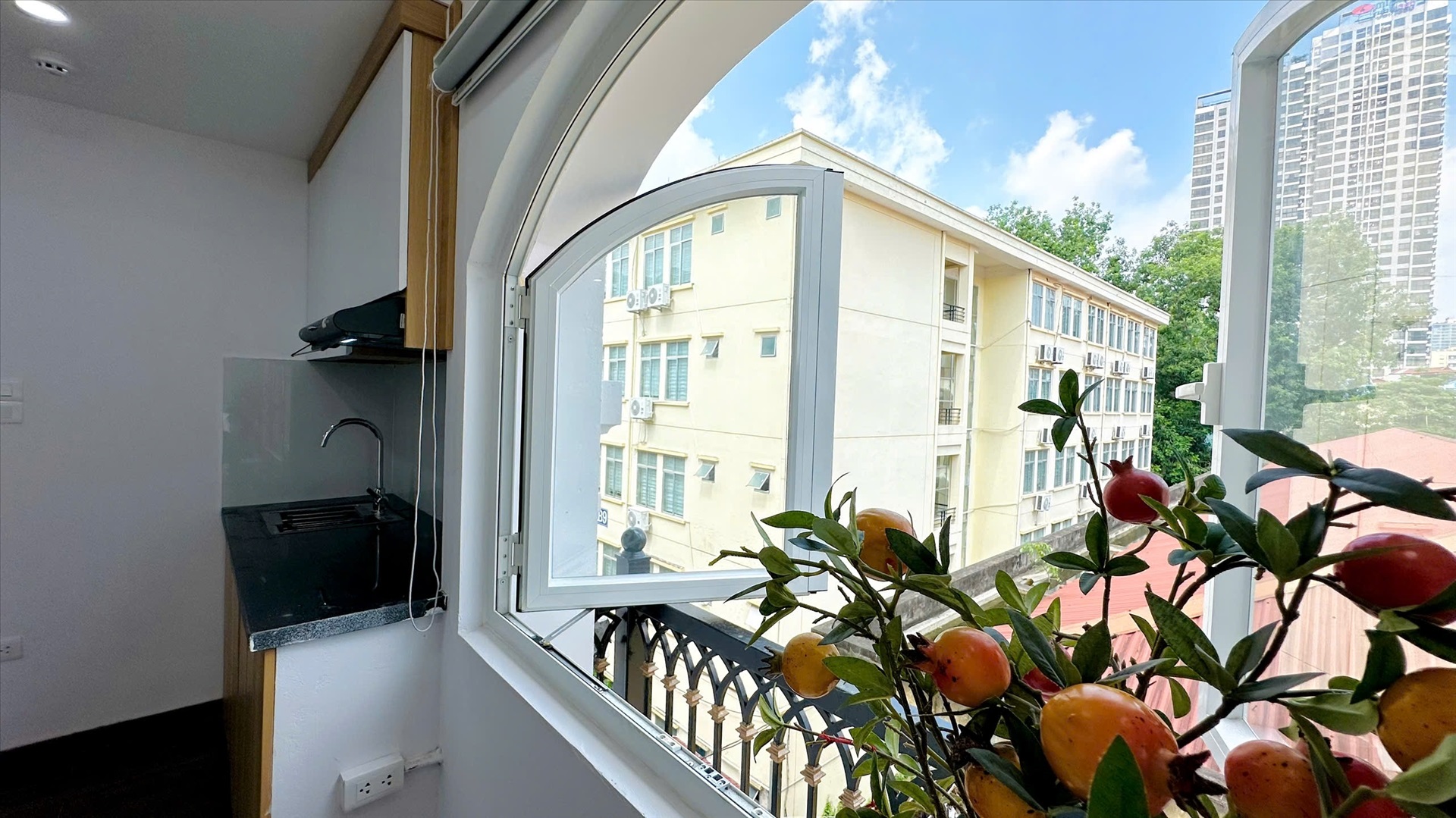 Phòng trọ Studio 28m2 tại TT House Nguyễn Phong Sắc - Cầu Giấy - Phòng bếp