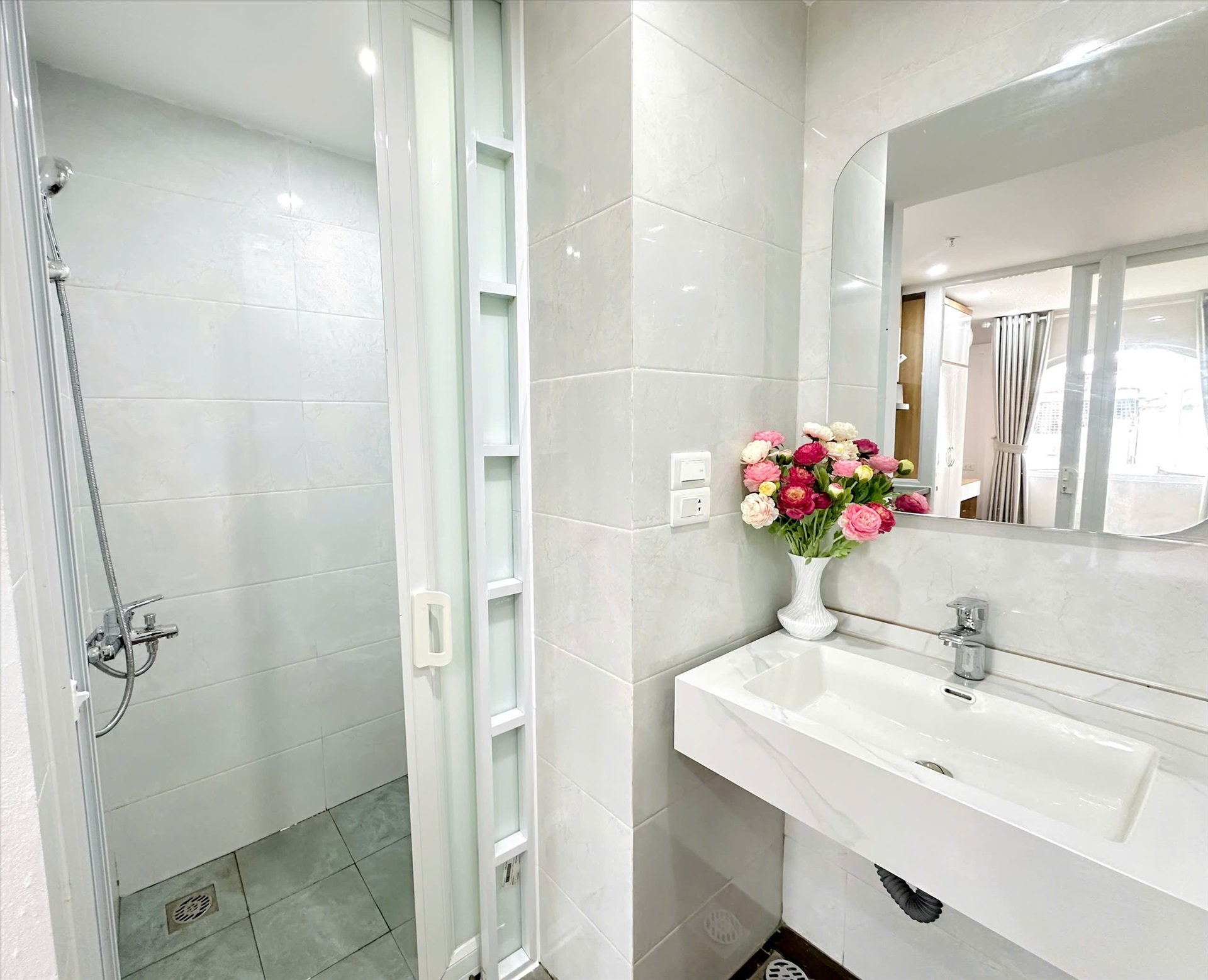 Phòng trọ Studio 30m2 tại TT House Nguyễn Phong Sắc - Cầu Giấy - Phòng tắm