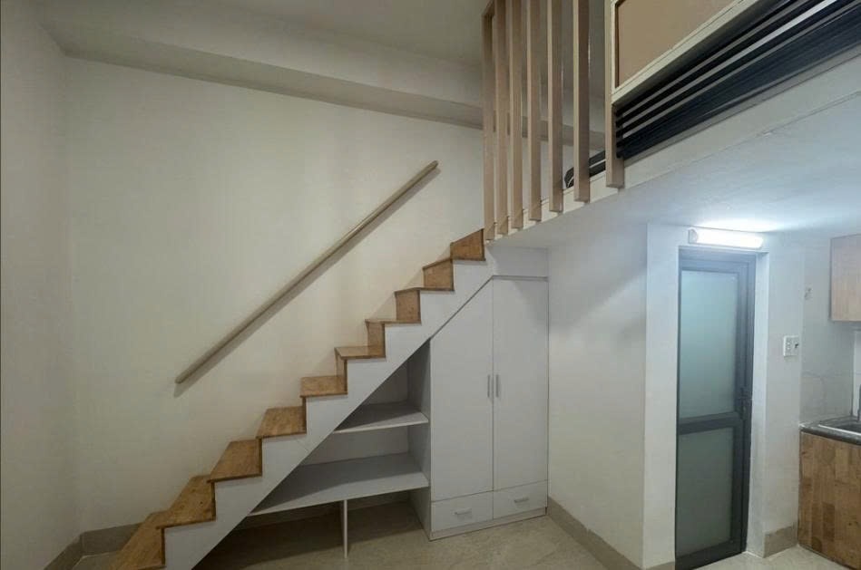 Phòng trọ Duplex 25m2 tại PTC House Nguyễn Gia Trí 1 - Bình Thạnh - Phòng khách