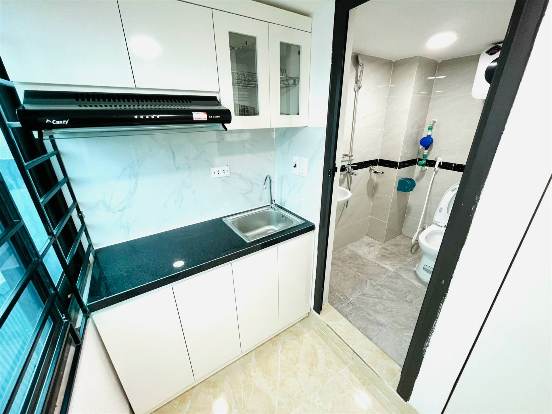 Phòng trọ Duplex 20m2 tại THT Land Mễ Trì Thượng - Nam Từ Liêm - Phòng bếp