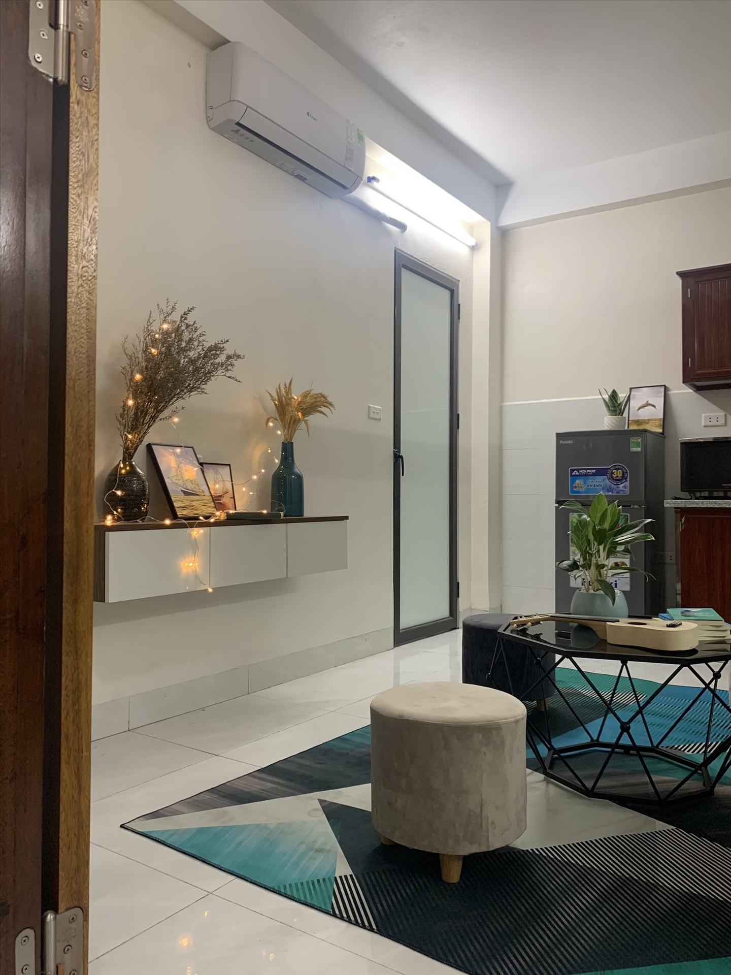 Phòng trọ 1 Phòng ngủ 40m2 tại THT Land Phạm Văn Đồng - Cầu Giấy - Phòng khách