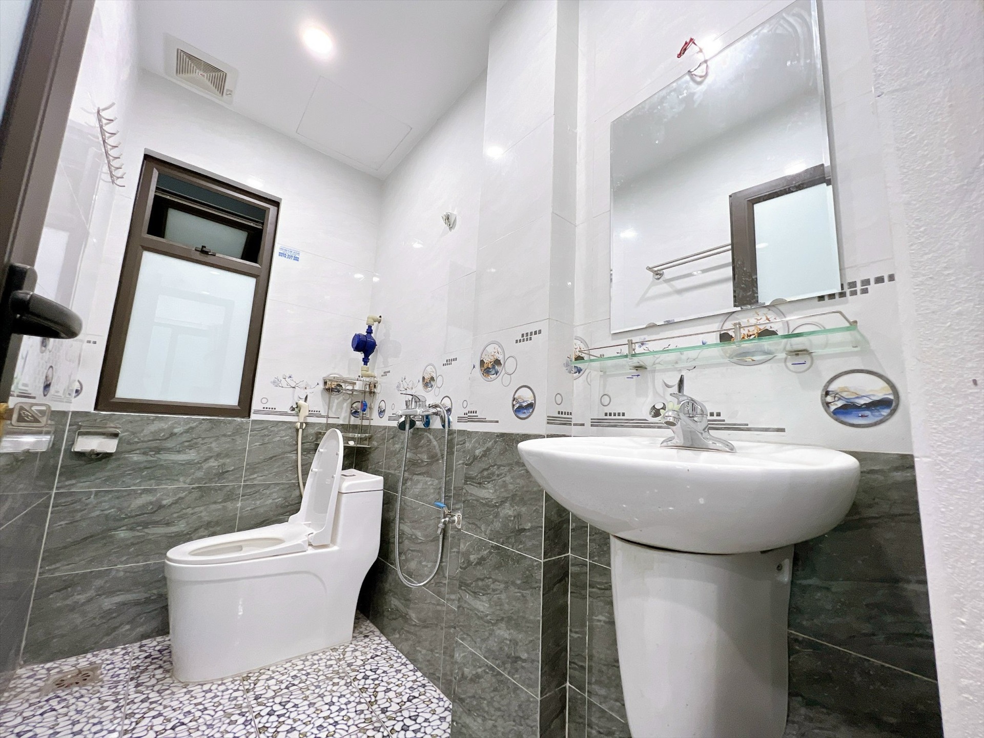 Phòng trọ 1 Phòng ngủ 30m2 tại THT Land Phú Mỹ - Nam Từ Liêm - Phòng tắm