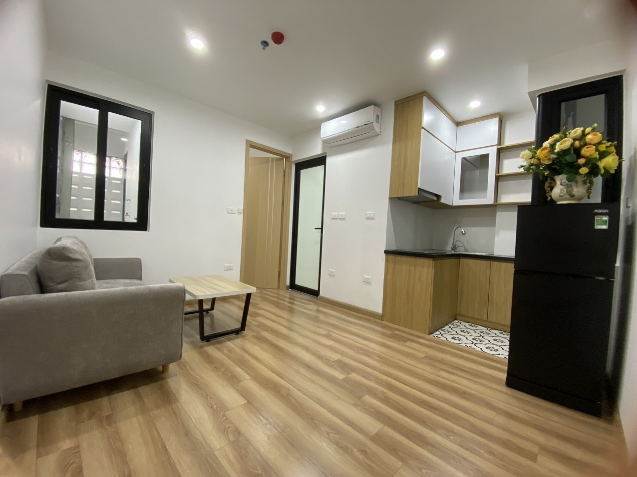 Phòng trọ 1 Phòng ngủ 40m2 tại THT Land Thái Hà - Đống Đa - Phòng khách