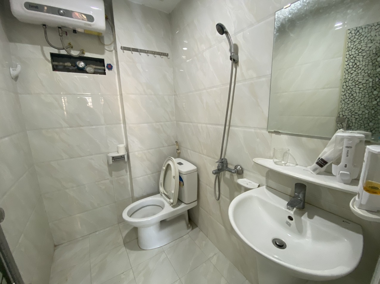 Phòng trọ Studio 40m2 tại THT Land Xã Đàn - Đống Đa - Phòng tắm