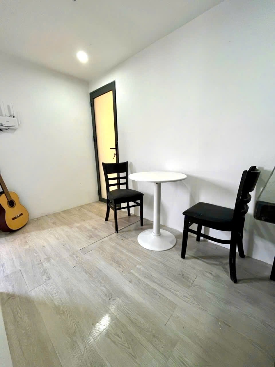 Phòng trọ 2 Phòng ngủ 68m2 tại AQ Home Cô Bắc - Phú Nhuận - Phòng khách