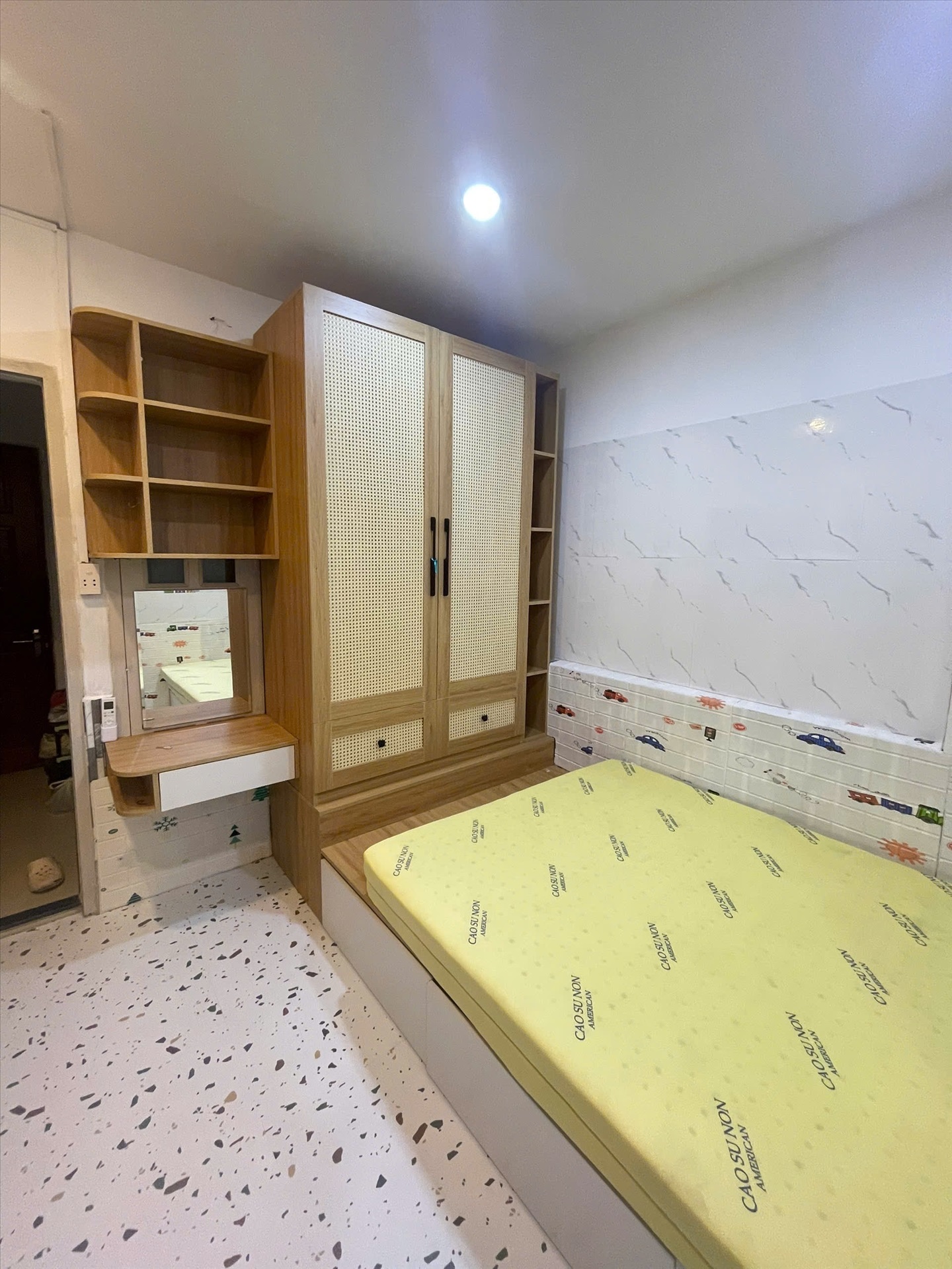 Phòng trọ Jinjoo Home Nguyễn Thanh Tuyền - Tân Bình - Phòng (*)