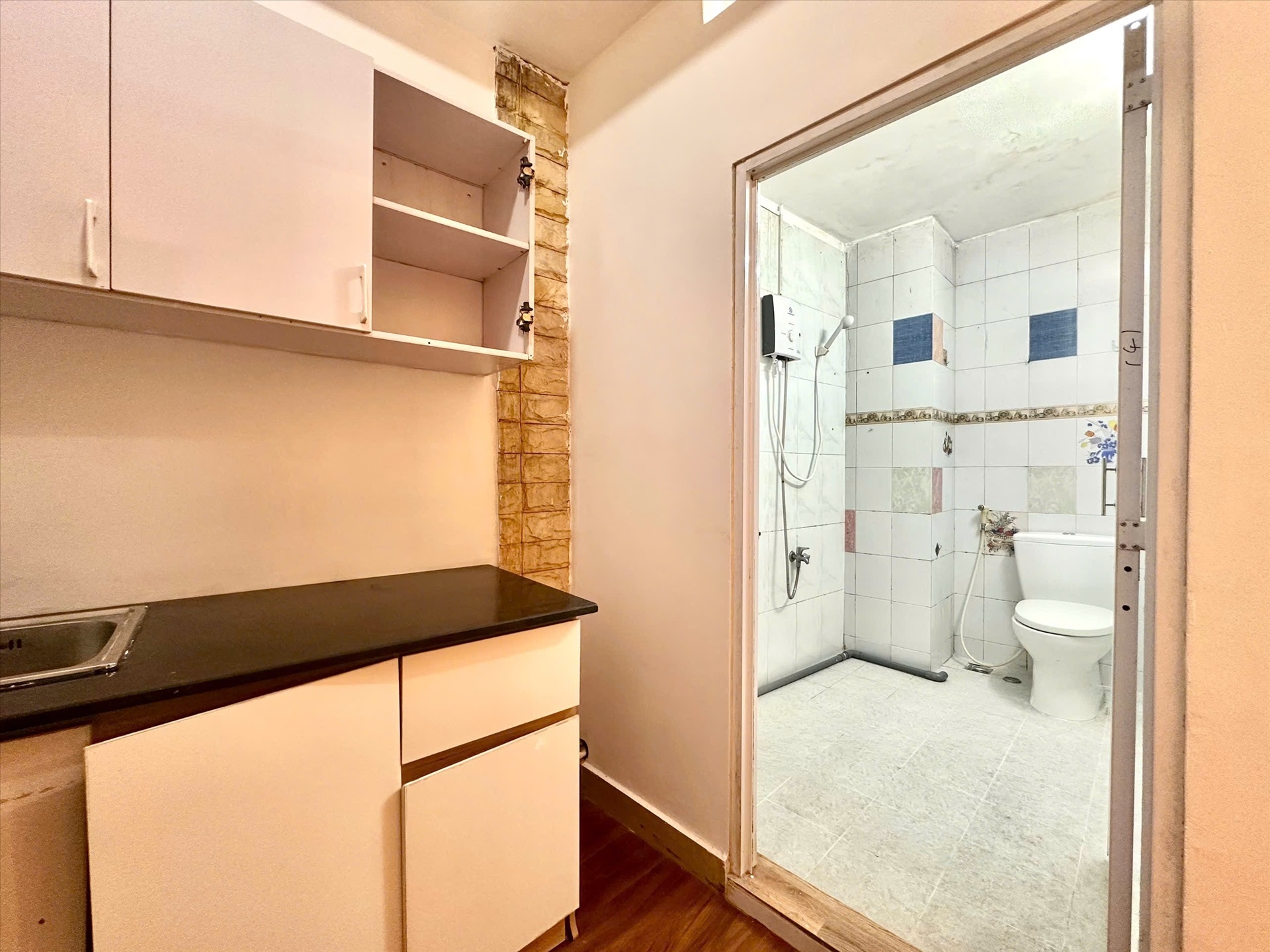 Phòng trọ Studio 25m2 tại AH Home Hoàng Văn Thụ - Phú Nhuận - Phòng bếp