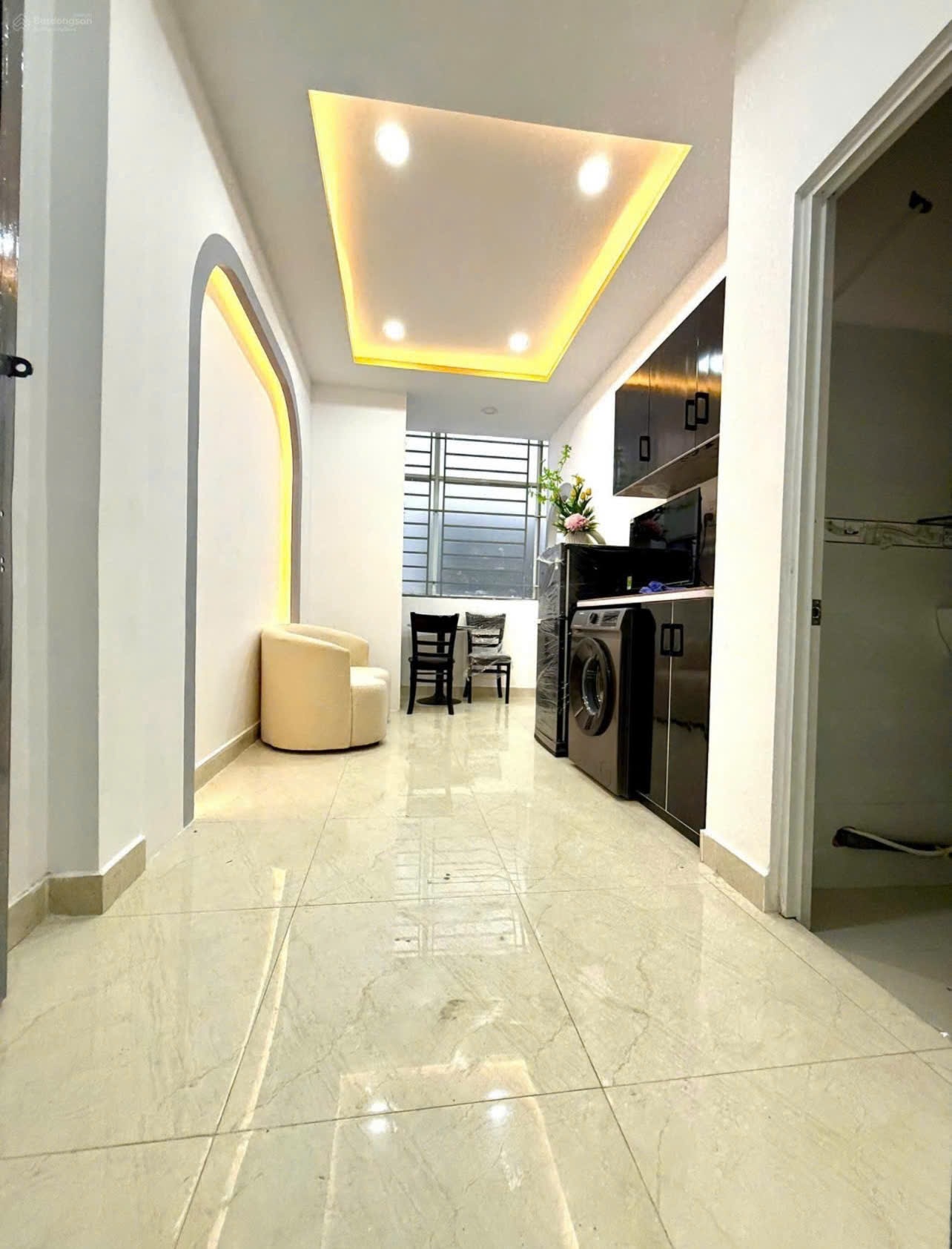 Phòng trọ 1 Phòng ngủ 25m2 tại LA Home Chử Đồng Tử - Tân Bình - Phòng khách