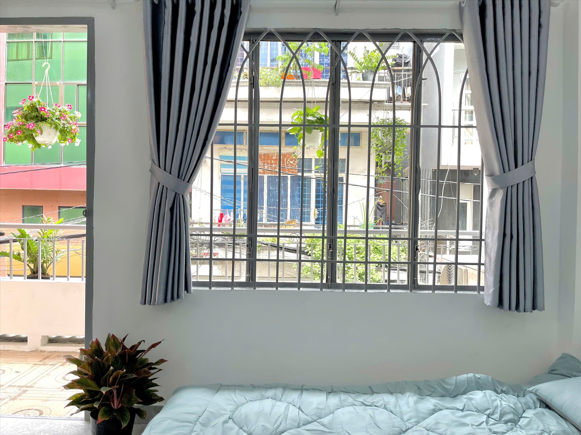 Phòng trọ AT Home Trương Hoàng Thanh - Tân Bình - Phòng (*)