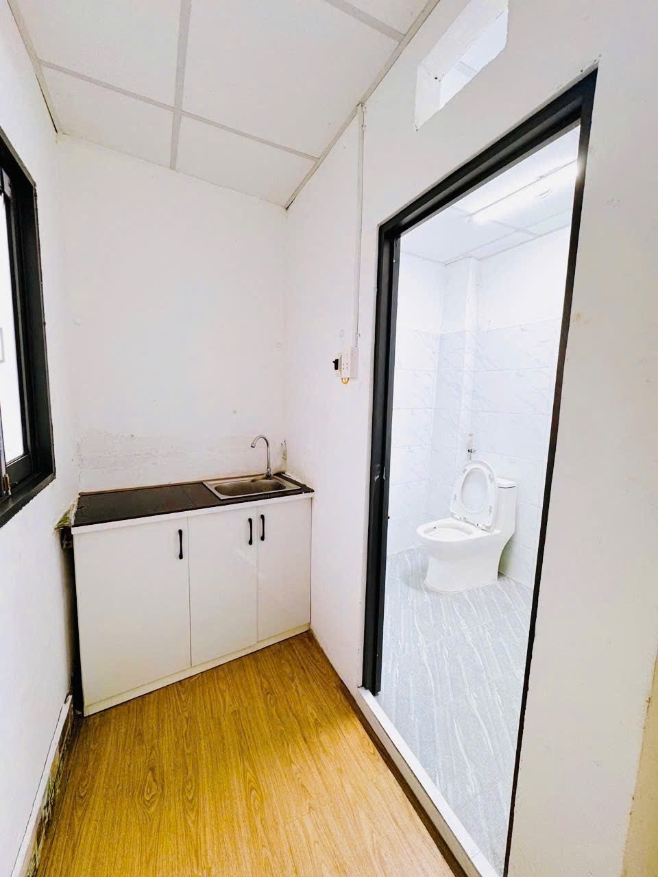 Phòng trọ Studio 25m2 tại AV House Bùi Quang Là - Gò Vấp - Phòng tắm