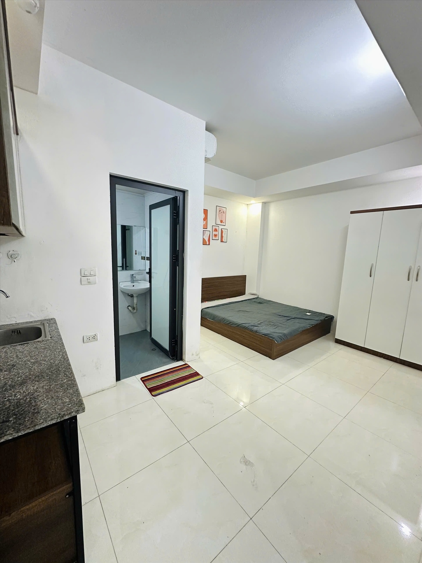 Phòng trọ Studio 20m2 tại TT House 1 Chùa Láng - Đống Đa - Phòng ngủ