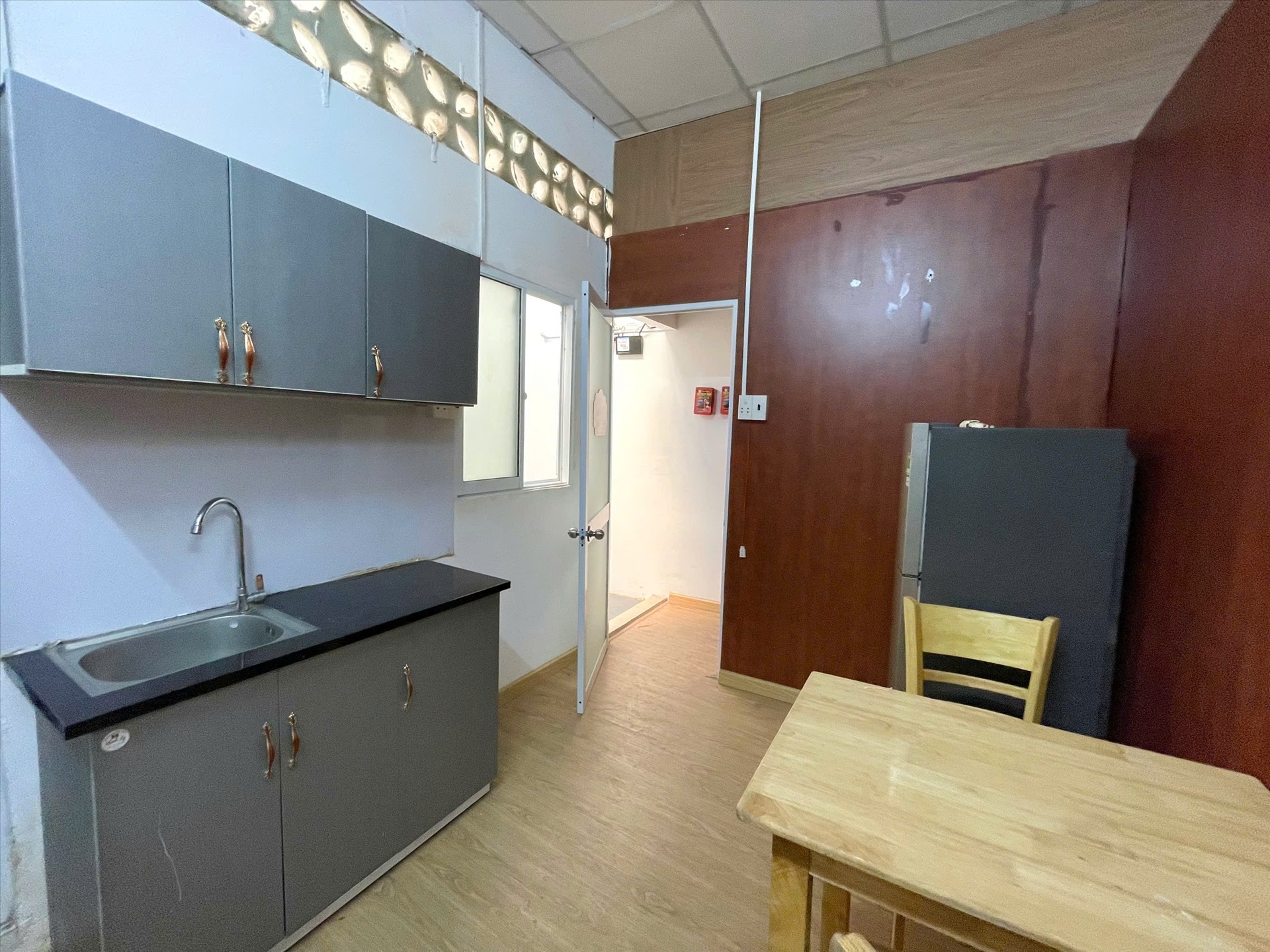 Phòng trọ Jinjoo Home Lạc Long Quân 1 - Tân Bình - Phòng (*)