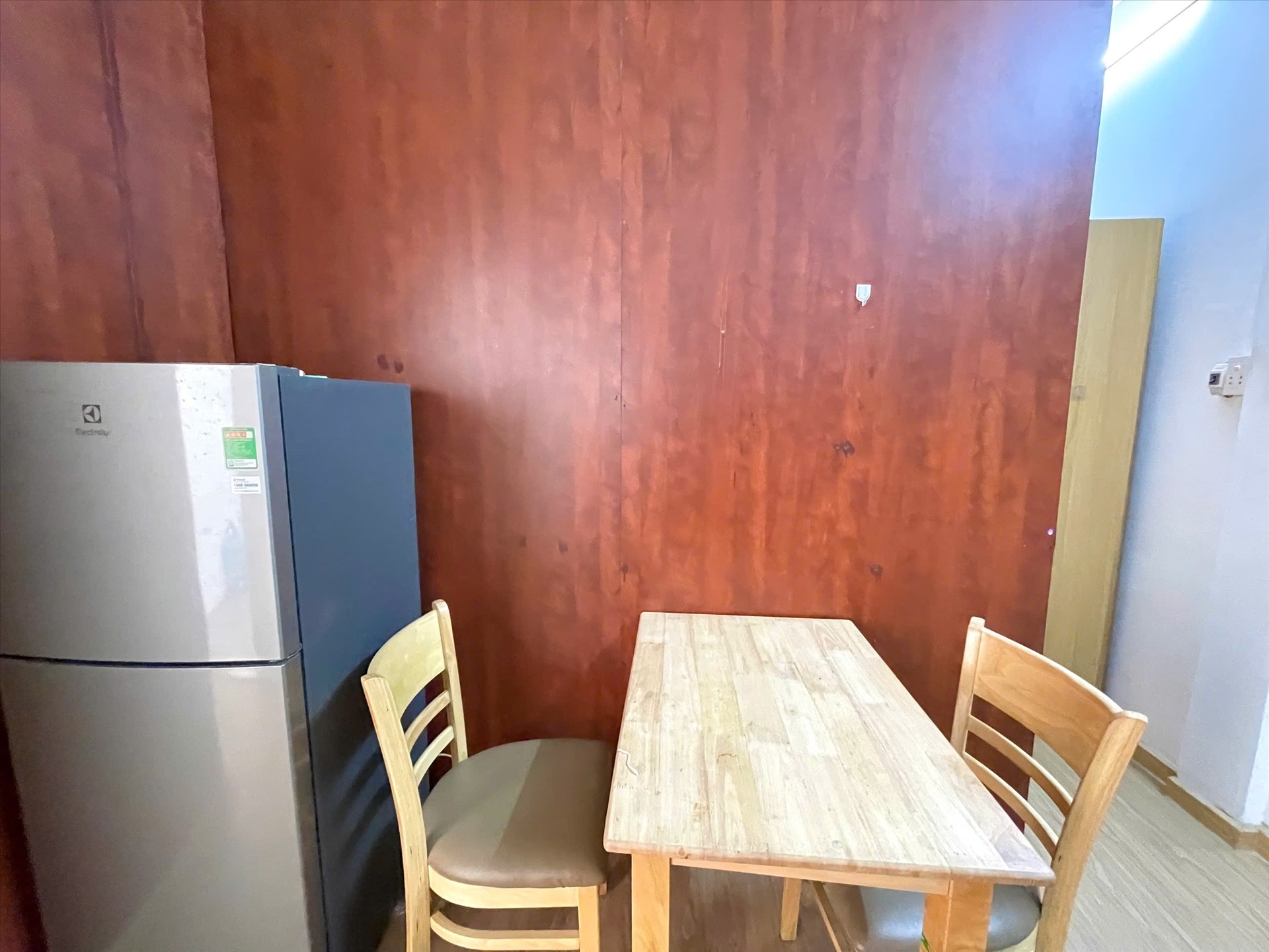 Phòng trọ Jinjoo Home Lạc Long Quân 1 - Tân Bình - Phòng (*)