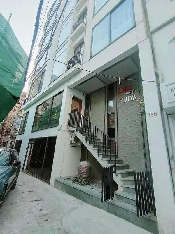 Phòng trọ PTC House 4 Đào Tấn - Ba Đình  - Toàn cảnh tòa nhà (*)