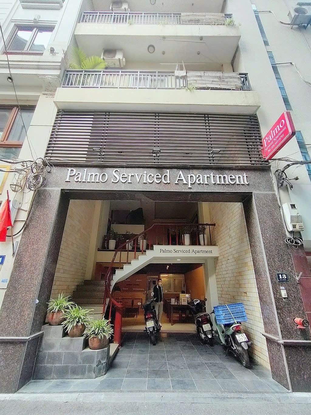 Phòng trọ PTC House 3 Liễu Giai - Ba Đình  - Toàn cảnh tòa nhà (*)