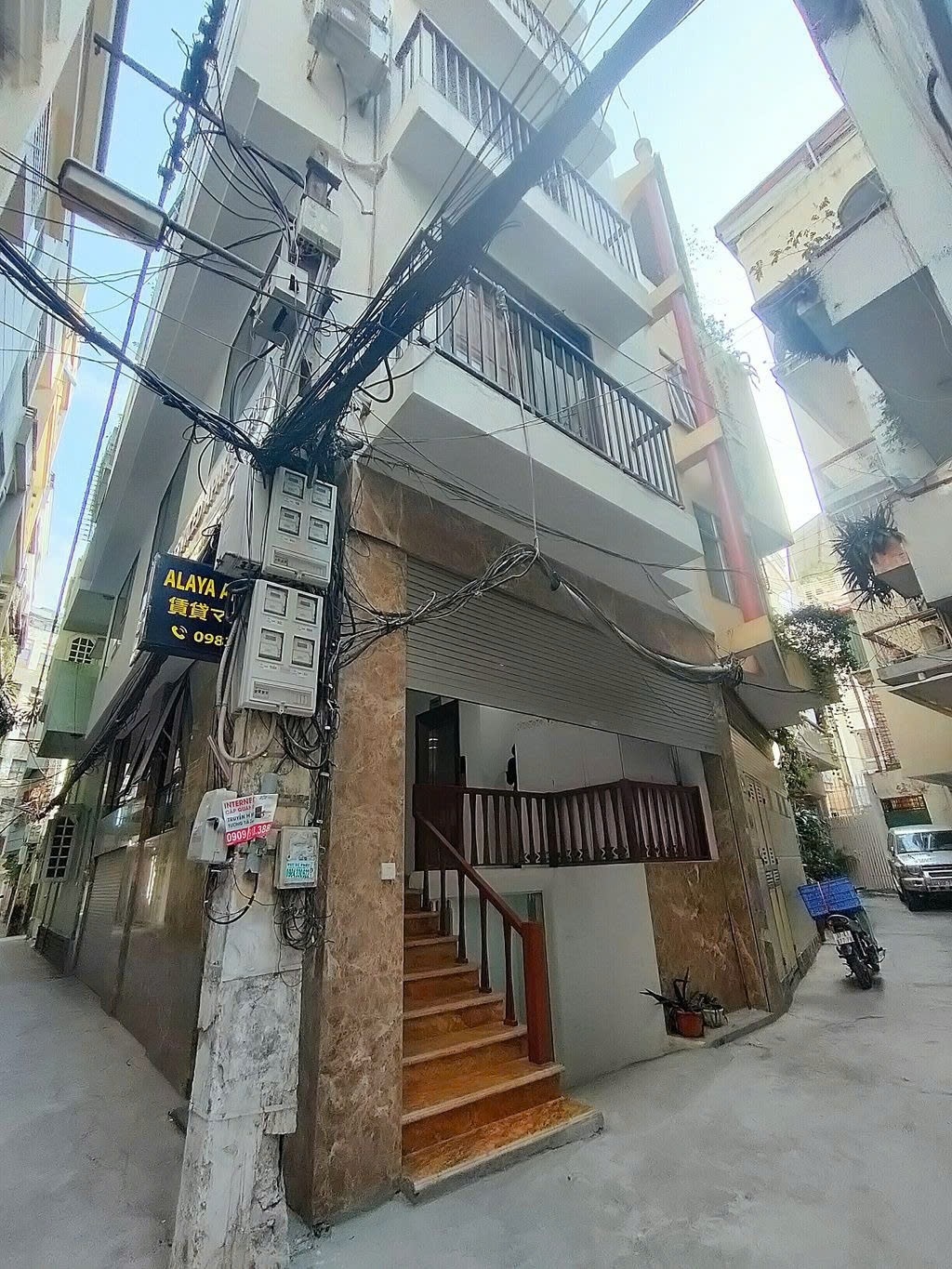 Phòng trọ PTC House 3 Đào Tấn - Ba Đình  - Toàn cảnh tòa nhà (*)