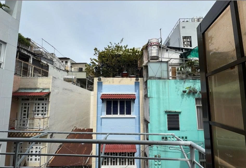 Phòng trọ Studio 28m2 tại PTC House Phan Đình Phùng - Phú Nhuận - Ban công