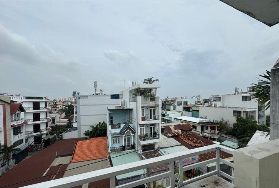 Phòng trọ Studio 28m2 tại PTC House Phan Huy Ích - Gò Vấp - Ban công