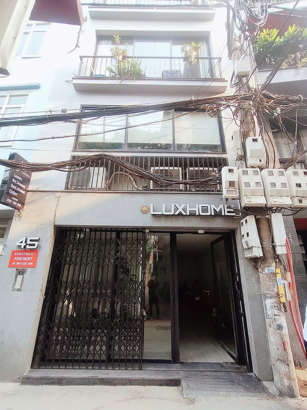 Phòng trọ PTC House 1 Xuân Diệu - Tây Hồ  - Toàn cảnh tòa nhà (*)