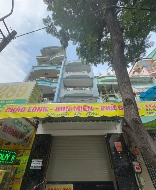 Phòng trọ PTC House Bà Hạt - Quận 10 - Toàn cảnh tòa nhà (*)