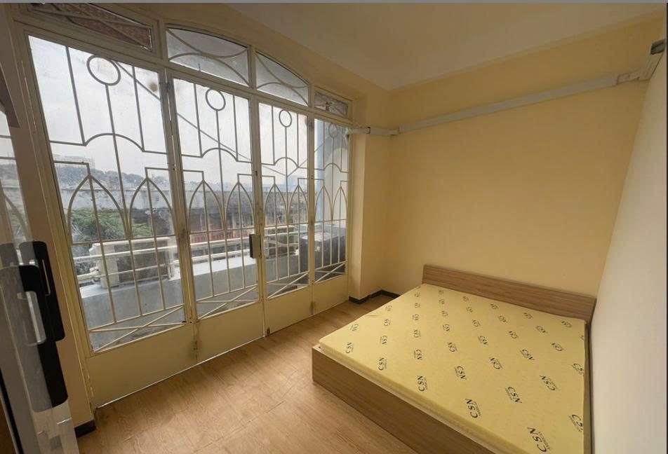 Phòng trọ PTC House Bà Hạt - Quận 10 - Phòng (*)