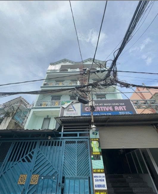 Phòng trọ PTC House 1 Đường số 7 - Quận 2 - Toàn cảnh tòa nhà (*)