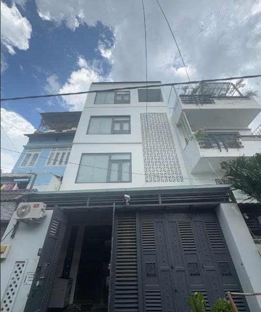 Phòng trọ PTC House Lê Đức Thọ - Gò Vấp - Toàn cảnh tòa nhà (*)