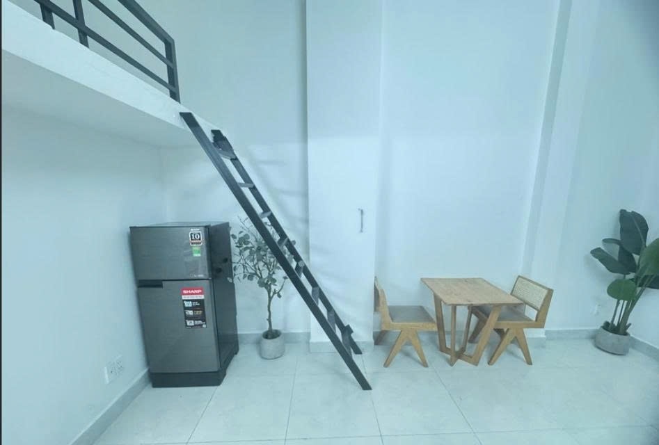 Phòng trọ Duplex 25m2 tại PTC House 2 Đường số 85 - Quận 7 - Phòng khách