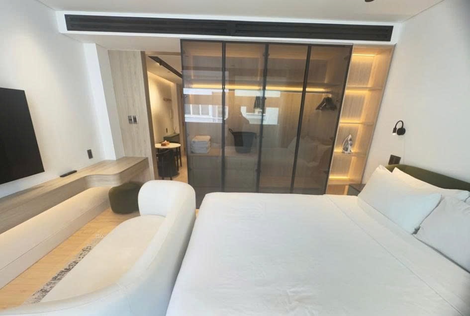 Phòng trọ PTC House 7 Nguyễn Thị Minh Khai - Quận 1 - Phòng (*)