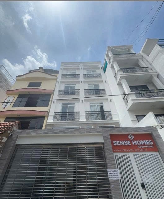 Phòng trọ PTC House Huyền Quang - Quận 1