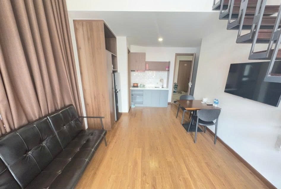 Phòng trọ Duplex 40m2 tại PTC House 2 Lam Sơn - Tân Bình - Phòng khách