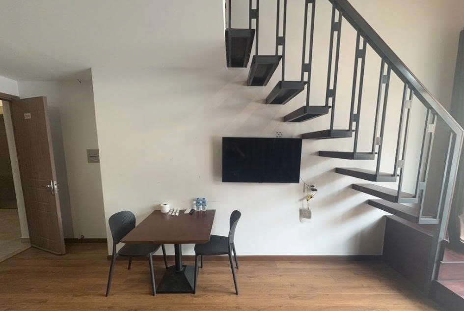 Phòng trọ Duplex 40m2 tại PTC House 2 Lam Sơn - Tân Bình - Phòng khách