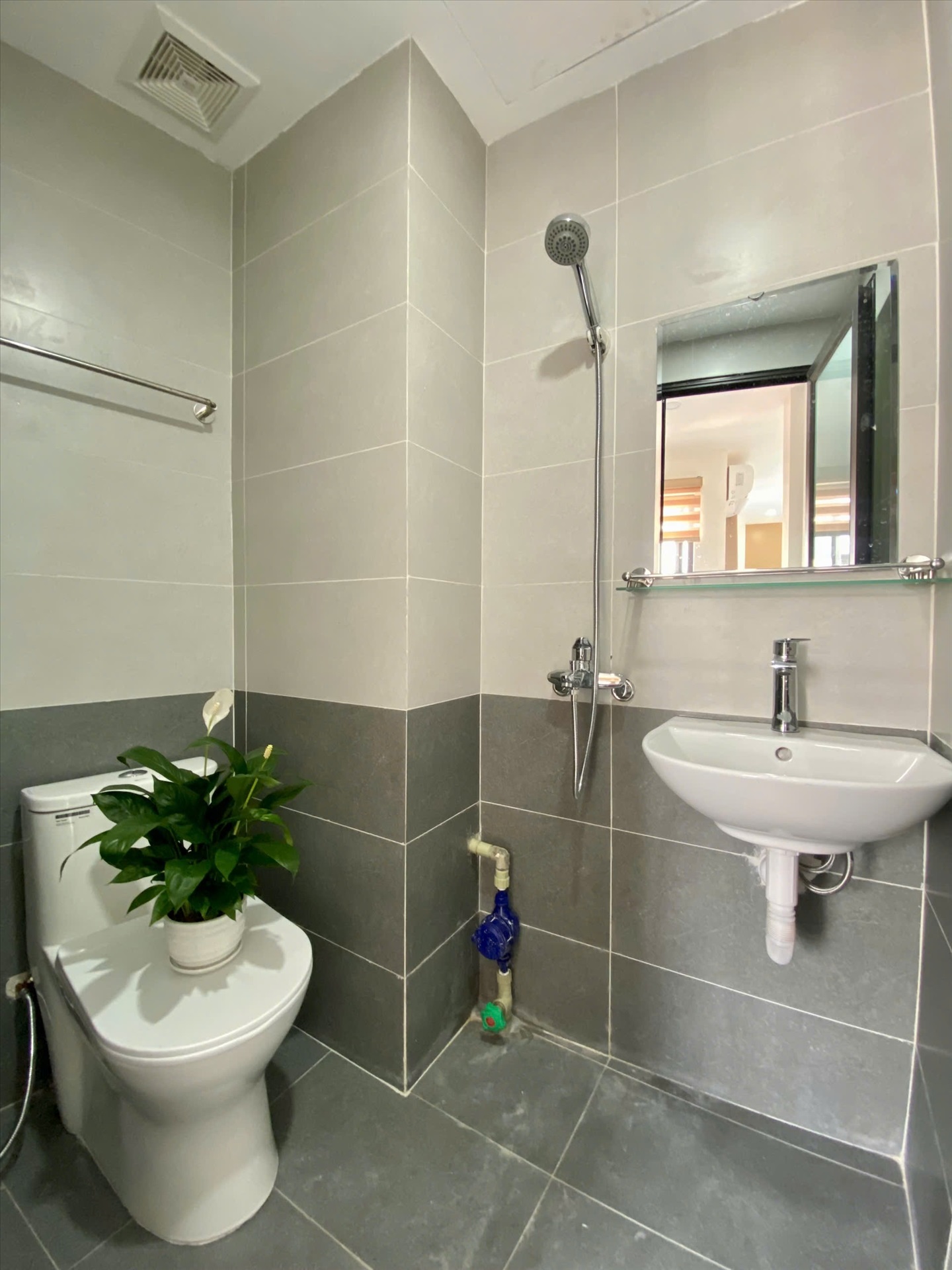 Phòng trọ Studio 25m2 tại Suha Home Giáp Bát - Hoàng Mai - Phòng tắm