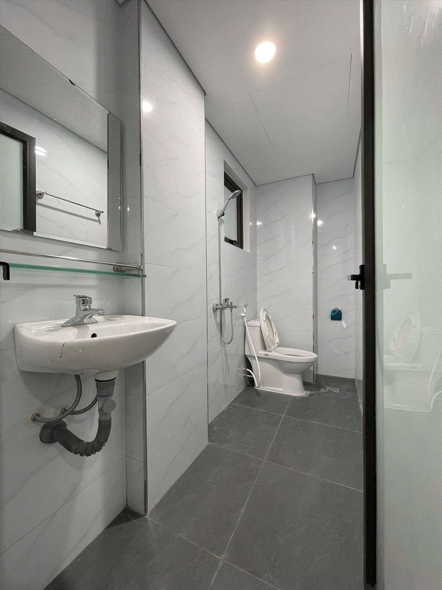 Phòng trọ Studio 35m2 tại Friends Team Kim Giang - Hoàng Mai - Phòng tắm