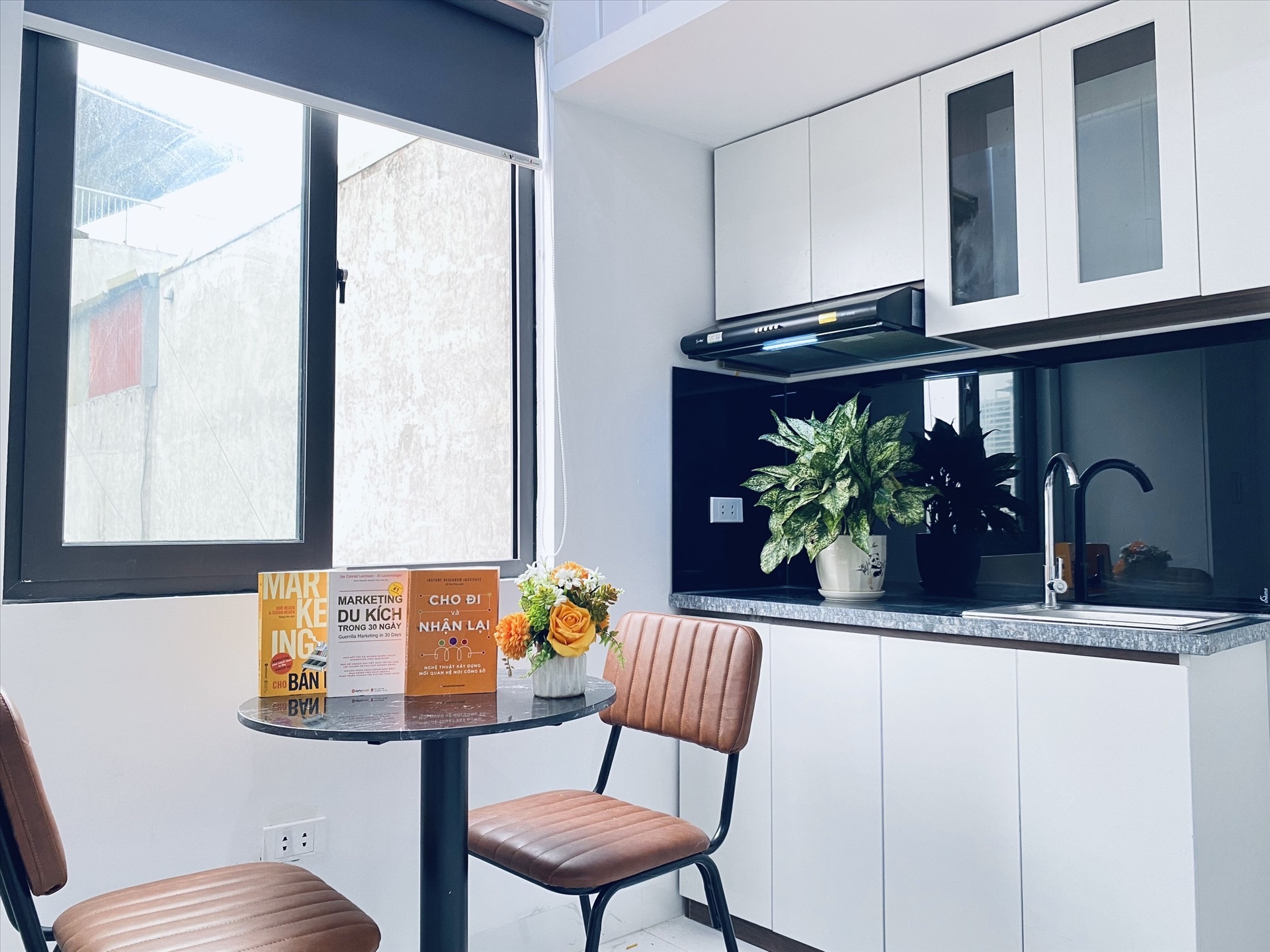 Phòng trọ Duplex 28m2 tại Suha Home 1 Đống Tác - Đống Đa - Phòng khách