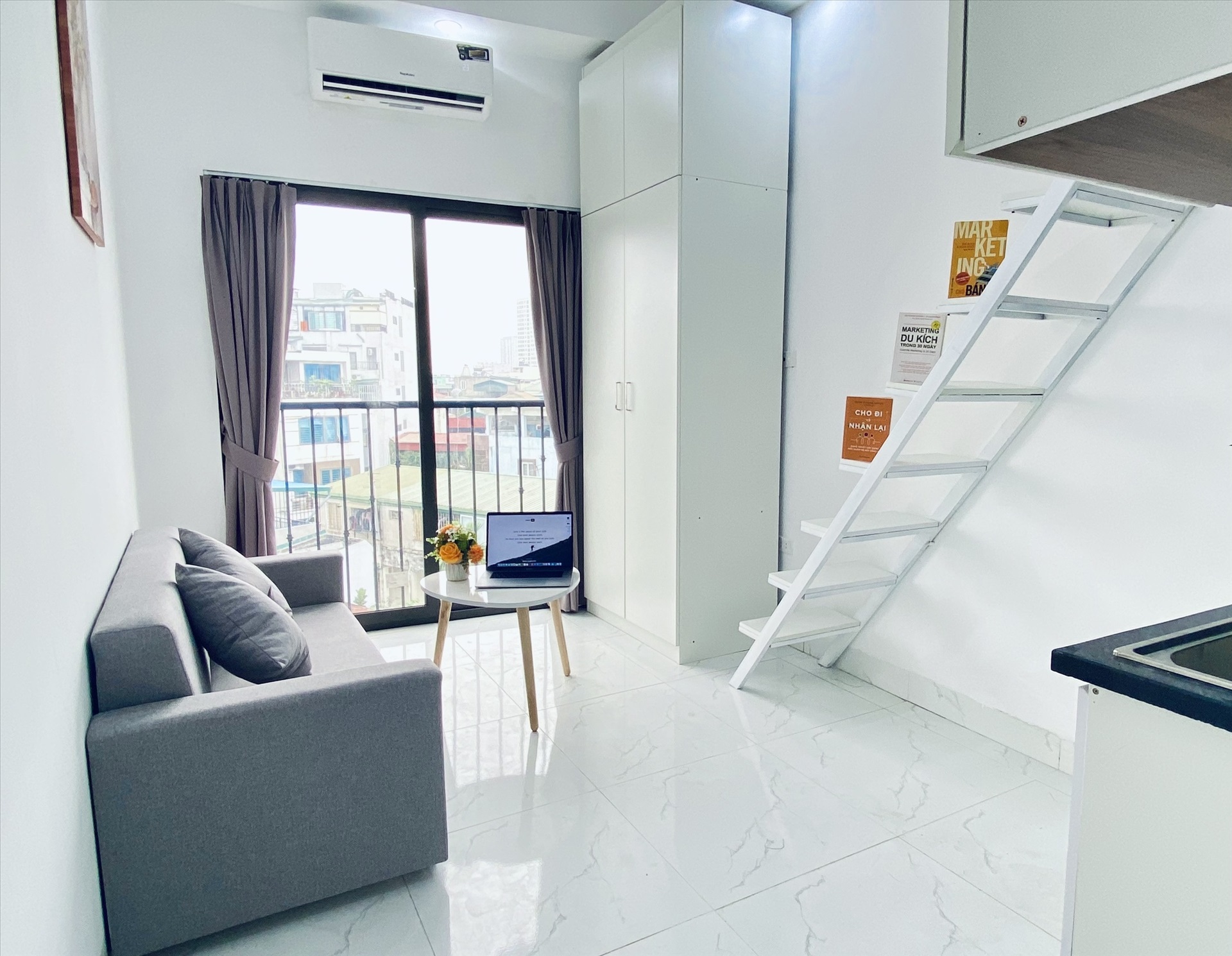 Phòng trọ Duplex 28m2 tại Suha Home 1 Đống Tác - Đống Đa - Ban công