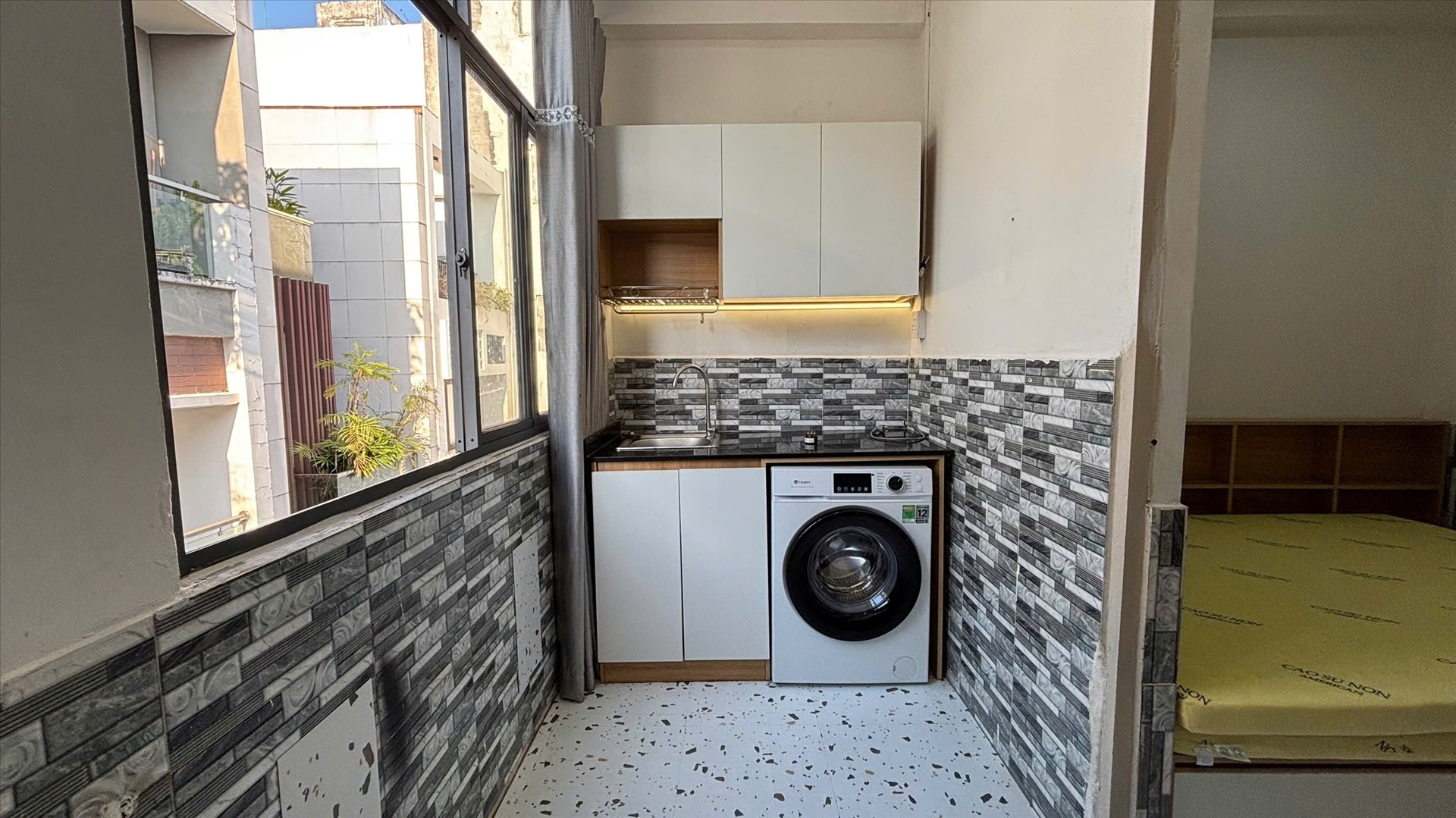 Phòng trọ 1 Phòng ngủ 25m2 tại Jinjoo Home Nguyễn Thanh Tuyền - Tân Bình - Phòng bếp