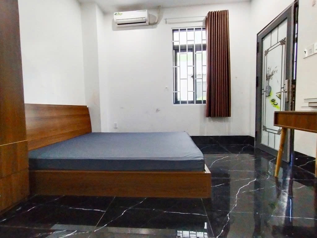 Phòng trọ PTC House 2 Khánh Hội - Quận 4 - Phòng (*)